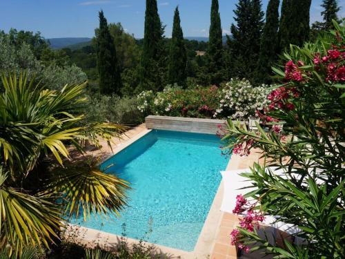 Spacious holiday home in Draguignan with private pool