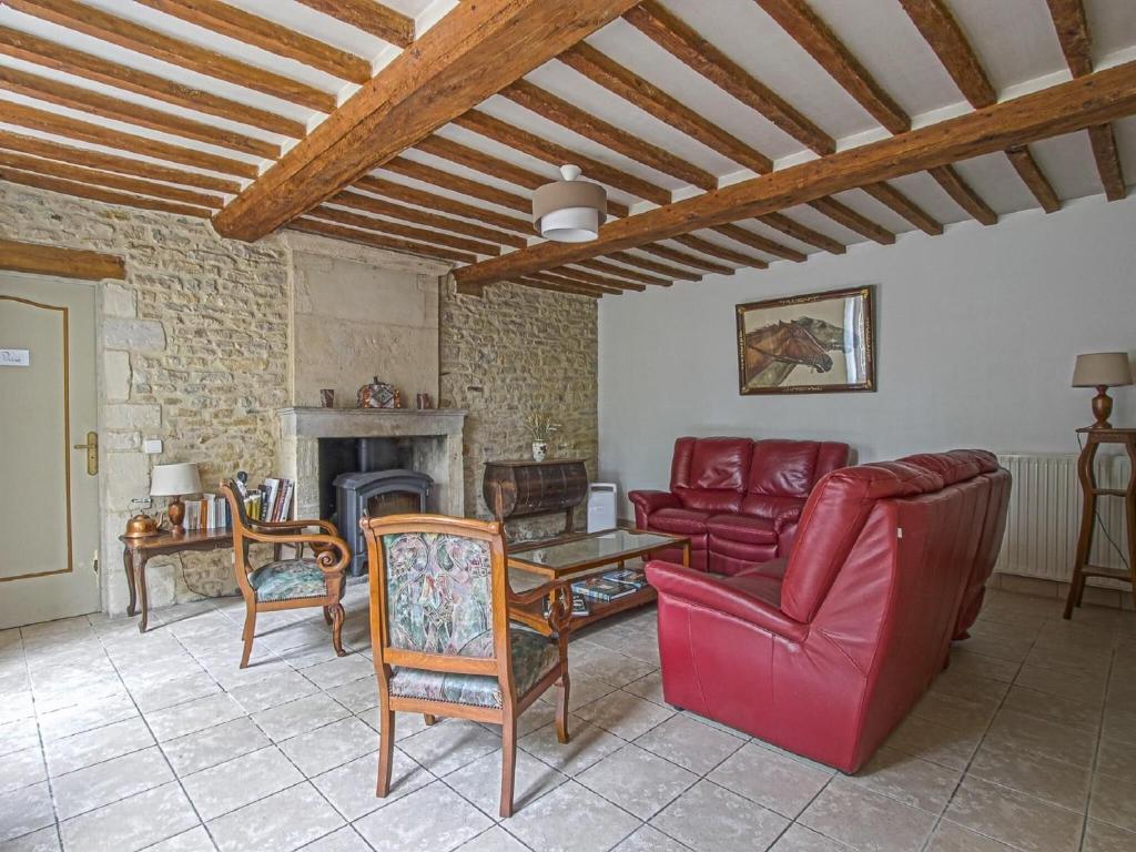 Maison de vacances Spacious holiday home in Tracy sur Mer with garden  14117 Tracy-sur-Mer