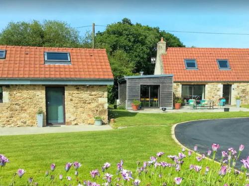 Spacious holiday home in Trébeurden with a garden