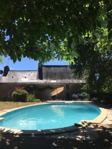 Maison de vacances Spacious Longere,heated swimming pool, idyllic setting, Southern Brittany, FR Vales, Broheac, Pluherlin 56220 Pluherlin Bretagne