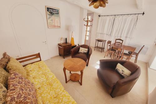 Spacious nest in the heart of the historic center