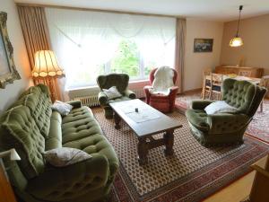 Maison de vacances Splendid Holiday Home in Densborn with Terrace  54570 Zendscheid Rhénanie-Palatinat