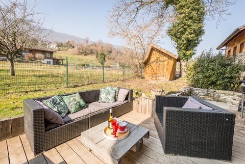 ST-JORIOZ - C'est une maison bleue, 6pax by LocationlacAnnecy, LLA Selections