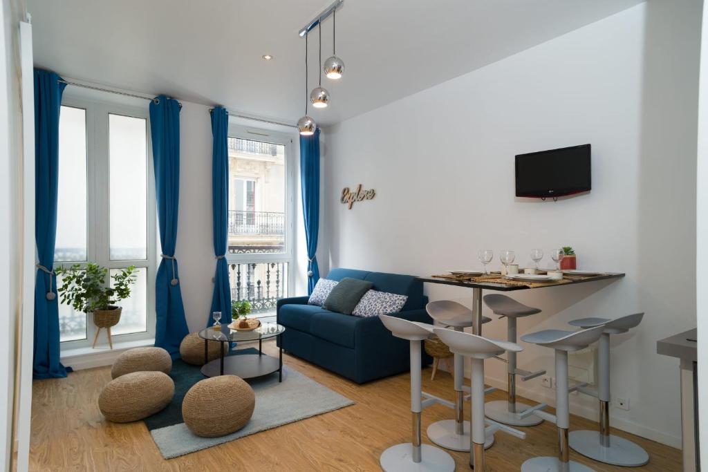 ST-JORIOZ - C'est une maison bleue, 6pax by LocationlacAnnecy, LLA Selections
