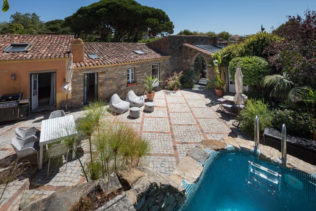 Maison de vacances Stone-and-Style Guesthouse with shared heated Pool 2 Rua do Serrado 2710-413 Sintra