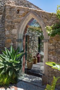 Stone-and-Style Guesthouse with shared heated Pool