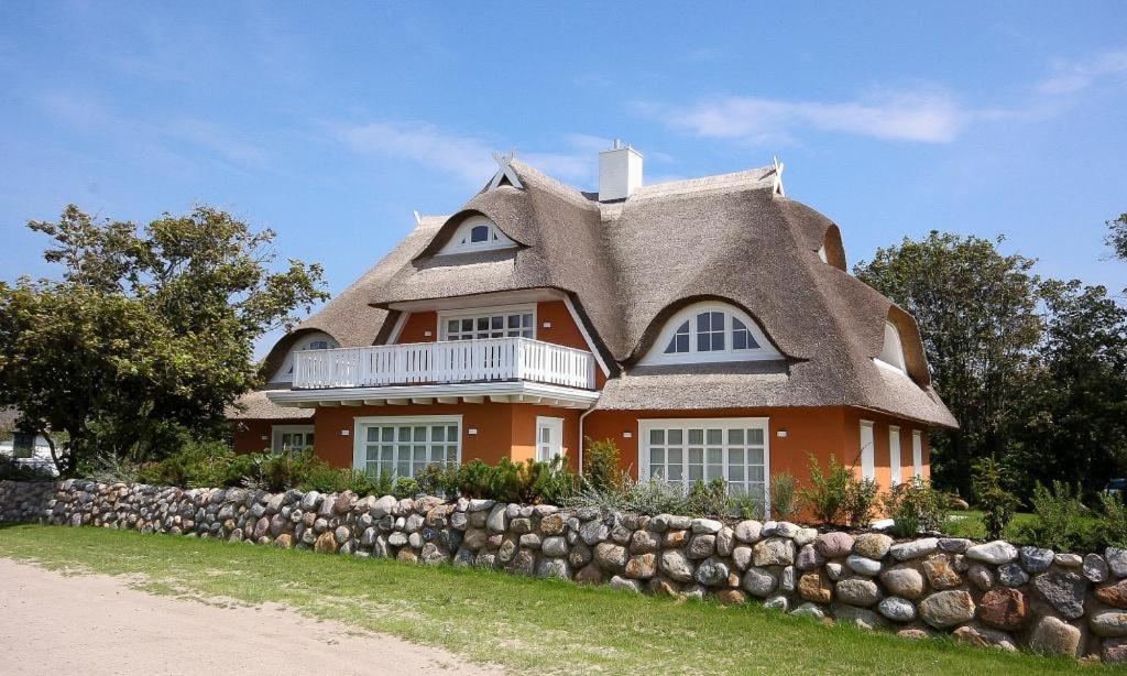 Maison de vacances Strandhaus hinter der Düne Am Strom  7a 18347 Ahrenshoop