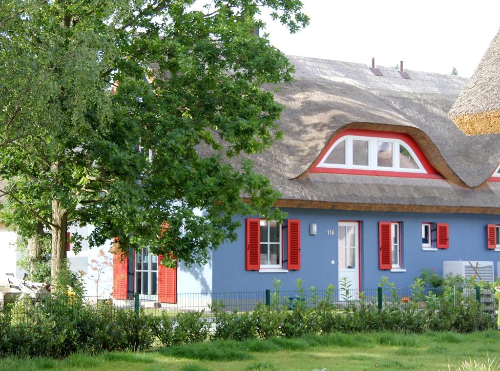 Maison de vacances Strandhaus Lucky, Sauna, Garten, Kamin, strandnah 116 Am Dünenwald 18551 Glowe