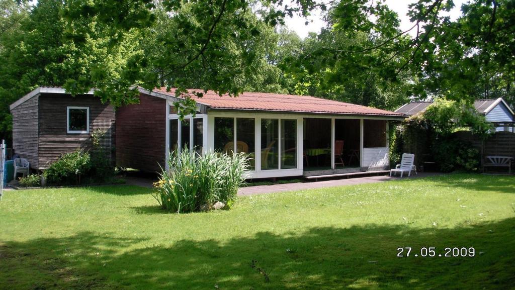 Maison de vacances Strecker, Ferienhaus Hasenweg 10 26624 Bedekaspel