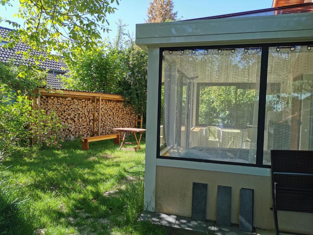 Maison de vacances Studio 30 M2 jardinet 10minutes Annecy 341 Chemin de Combaray 74370 Nâves-Parmelan