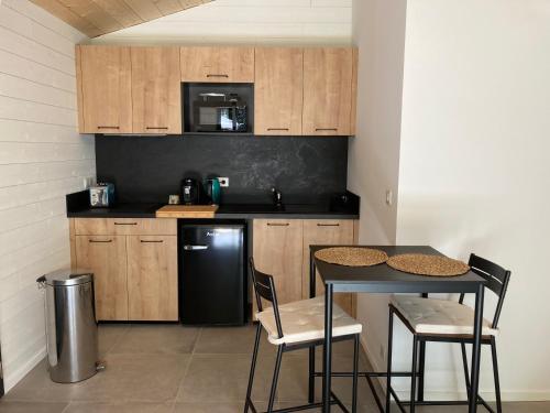 Studio à Carreyre Lacanau (300m du Lac)