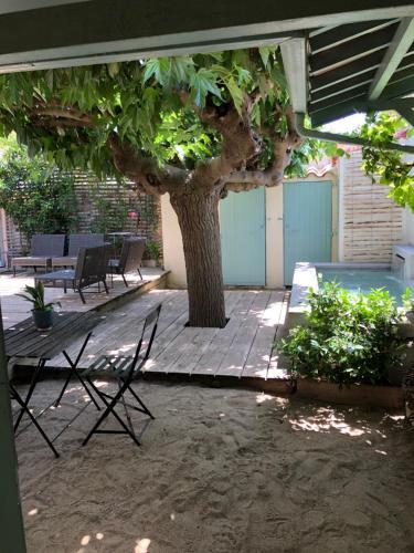 studio avec terrasse et jardin à 3 minutes à pied de la plage