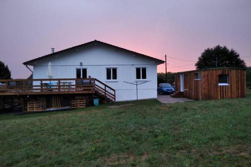 Studio de jardin cosy avec vue panoramique