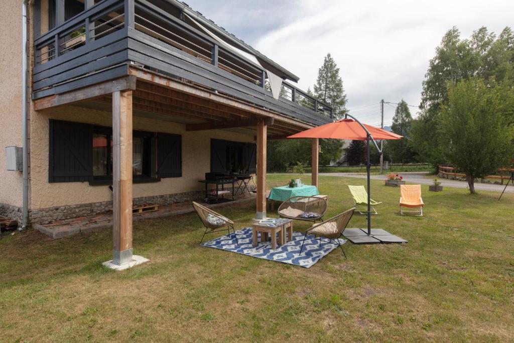 STUDIO EZE dans VILLA récente - Pied Village - Parking Gratuit
