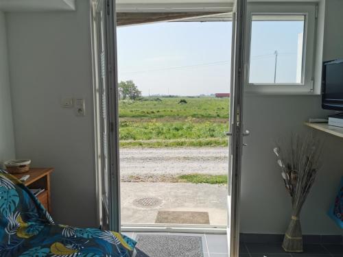 Studio indépendant à BOURGNEUF-EN-RETZ vue sur les Marais à 5 mn des plages