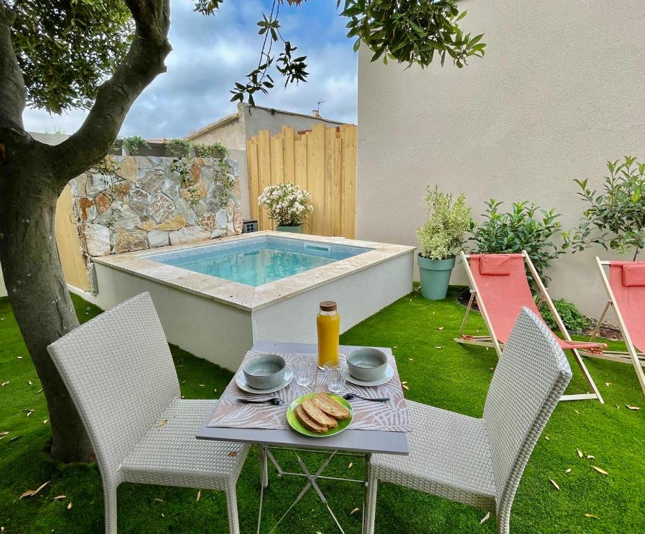 Maison de vacances Studio Piscine Balnéo Chauffée Impasse Condorcet 34410 Sérignan