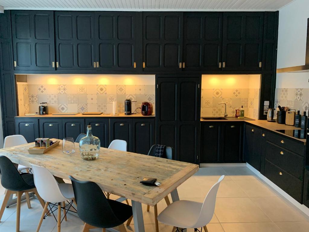 Studio proche mer et ville TOULON 2 pers 83100 Toulon