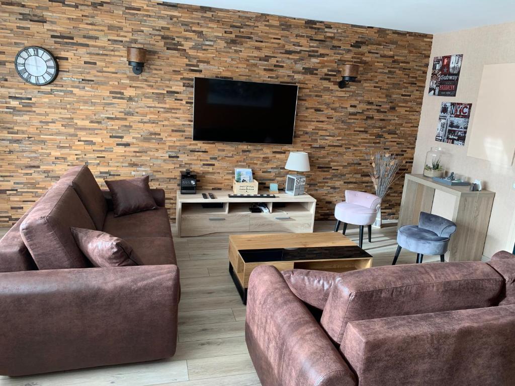 Studio vue sur jardin à 3 mn en voiture de la mer 29170 Fouesnant