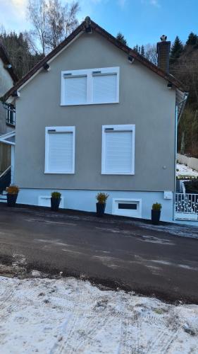 Stunning 5-Bed House in La Bourboule