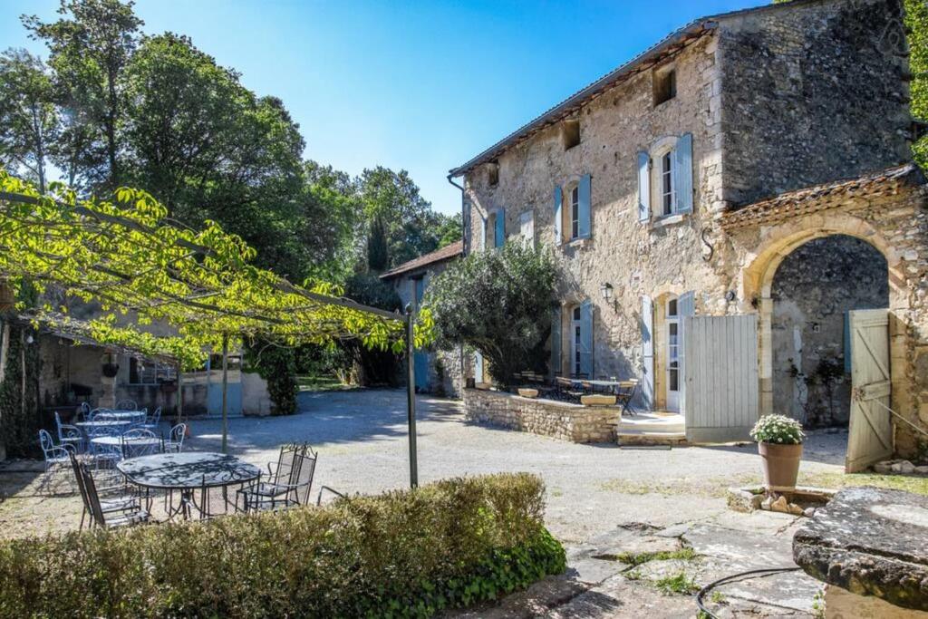 Stunning farmhouse with heated private pool in Provence 1623 Chemin de la Roque, 84210 Pernes-les-Fontaines