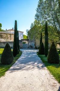 Maison de vacances Stunning farmhouse with heated private pool in Provence 1623 Chemin de la Roque 84210 Pernes-les-Fontaines Provence-Alpes-Côte d\'Azur