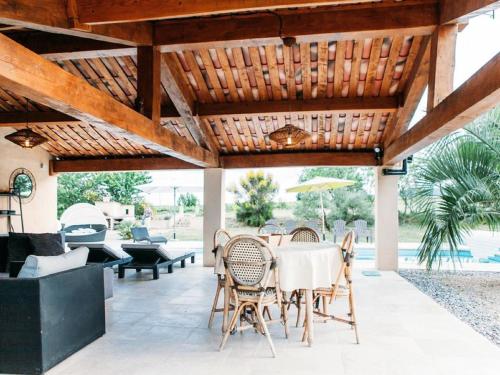 Stunning Holiday Home in Brue Auriac with Swimming Pool
