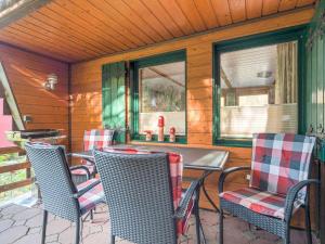 Stunning Holiday Home in G ntersberge near Lake