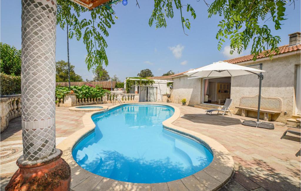 Maison de vacances Stunning home in Aleria with 2 Bedrooms and Outdoor swimming pool  20270 Aléria