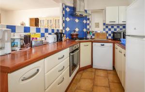 Stunning home in Aleria with 2 Bedrooms and Outdoor swimming pool