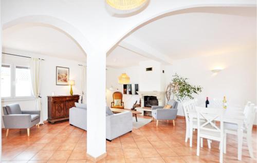Stunning home in Argels sur Mer with Outdoor swimming pool, WiFi and Private swimming pool