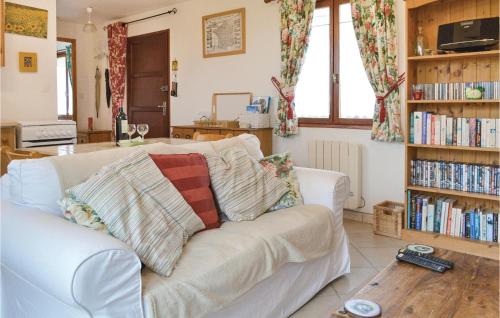 Stunning home in Beauvois with 1 Bedrooms and WiFi