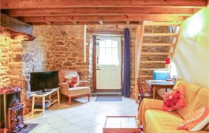 Stunning home in Beganne with 1 Bedrooms and WiFi