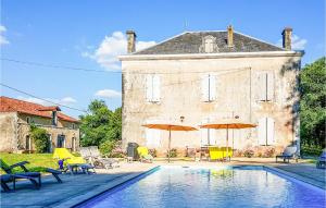 Maison de vacances Stunning home in Beylongue with 4 Bedrooms, Private swimming pool and Heated swimming pool  40370 Beylongue -1