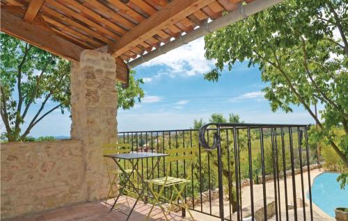Stunning home in Bidon with 2 Bedrooms, WiFi and Outdoor swimming pool