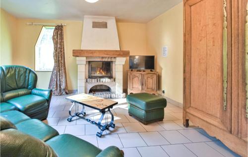 Stunning home in Bonneville-La-Louvet with WiFi and 4 Bedrooms