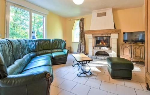 Stunning home in Bonneville-La-Louvet with WiFi and 4 Bedrooms