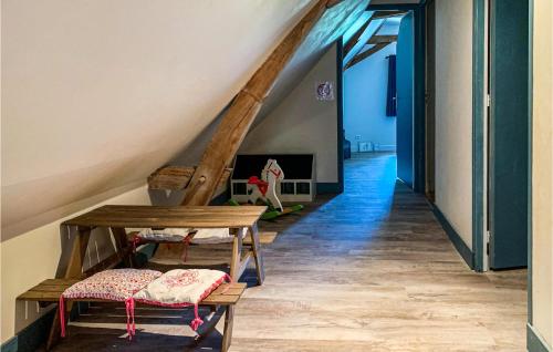 Stunning home in Bourgueil with 4 Bedrooms and WiFi