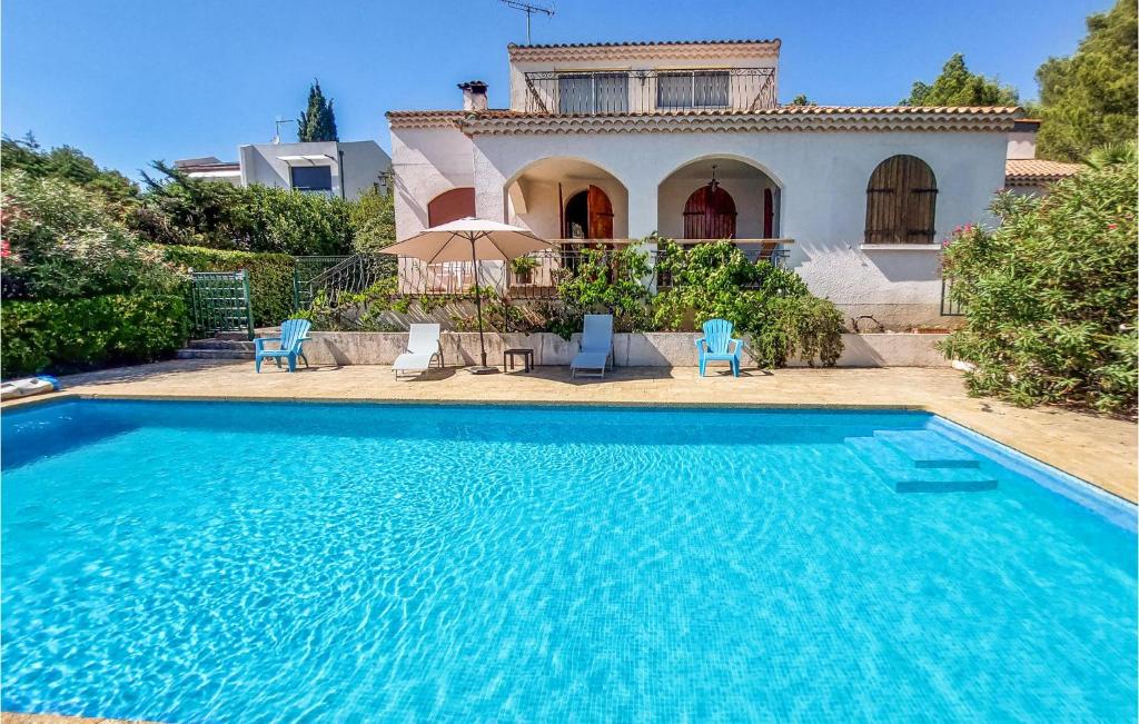 Maison de vacances Stunning home in Bouzigues with Outdoor swimming pool, 3 Bedrooms and WiFi  34140 Bouzigues