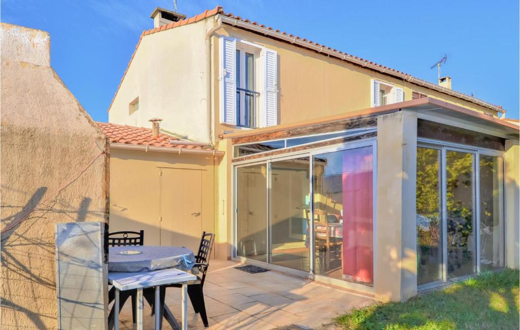 Maison de vacances Stunning home in Caissargues with Outdoor swimming pool, 3 Bedrooms and WiFi  30132 Caissargues