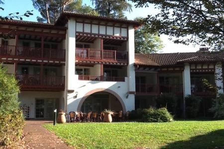Stunning home in Canet with Outdoor swimming pool, 7 Bedrooms and WiFi 11200 Canet d\'Aude