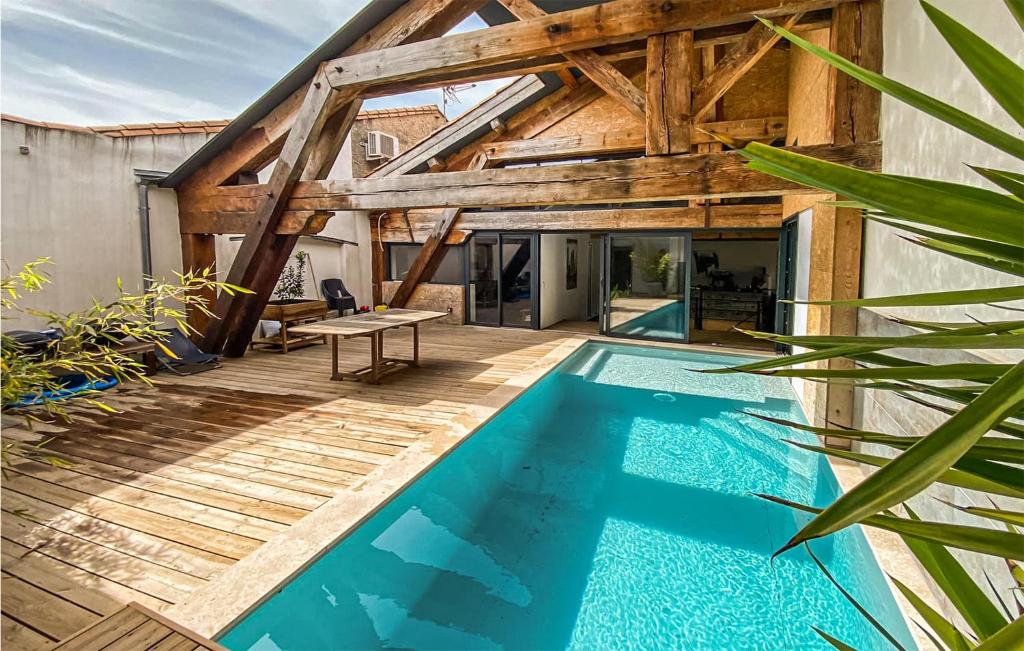 Maison de vacances Stunning home in Capestang with Outdoor swimming pool, 3 Bedrooms and Heated swimming pool  34310 Capestang