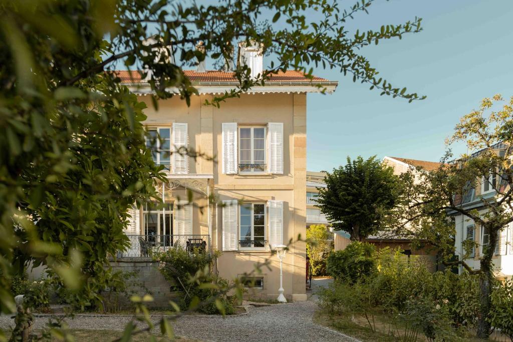 Stunning home in Cherrueix with 2 Bedrooms 35120 Cherrueix
