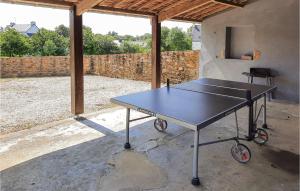 Stunning home in Clohars Carnoet with 4 Bedrooms and WiFi