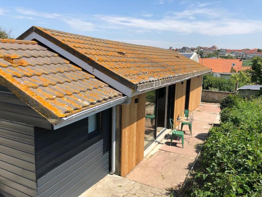 Stunning home in Dagebll-Fahretoft with 2 Bedrooms and WiFi