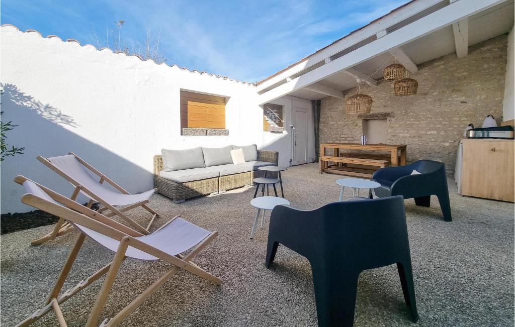 Maison de vacances Stunning home in Dolus-dOlron with WiFi and 2 Bedrooms  17550 Dolus-d\'Oléron