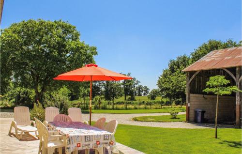 Stunning home in Dourdain with 3 Bedrooms and WiFi