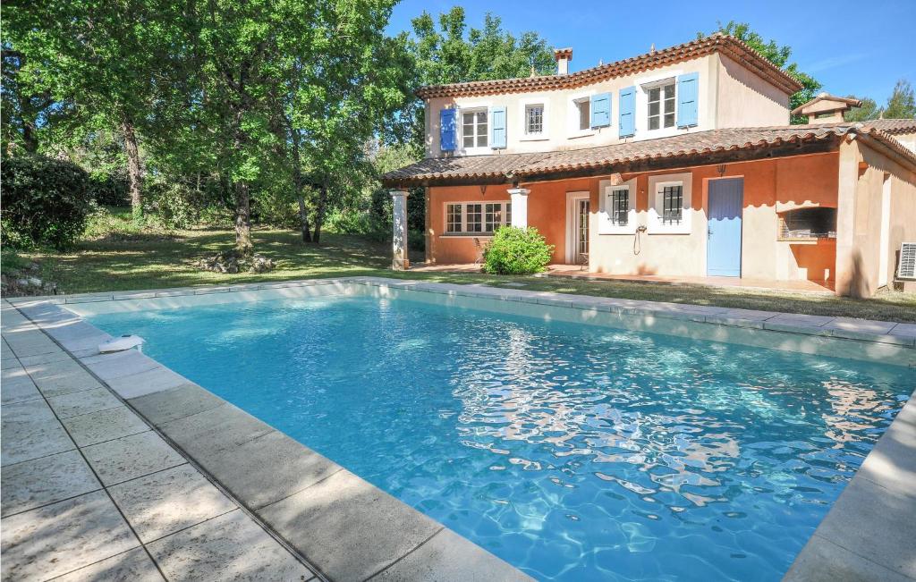 Maison de vacances Stunning home in Fayence with 4 Bedrooms, WiFi and Outdoor swimming pool  83440 Fayence