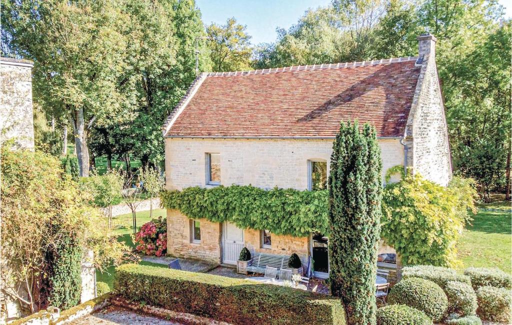 Maison de vacances Stunning home in Fontaine-Henry with 3 Bedrooms and WiFi  14610 Fontaine-Henry