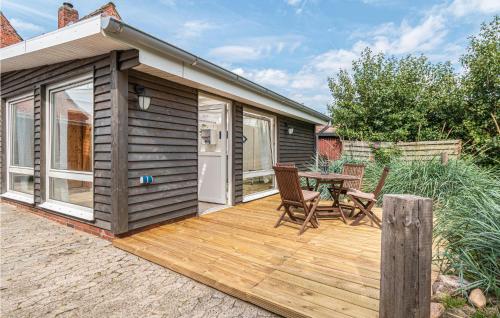 Stunning home in Friedrichskoog with 3 Bedrooms, Sauna and WiFi