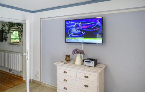 Stunning home in Glowe with 1 Bedrooms